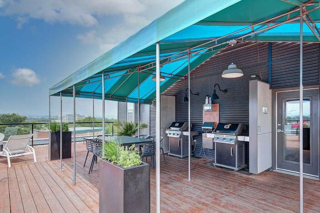 شقة Penthouse With Free Indoor Parking Downtown مدينة كويبيك المظهر الخارجي الصورة